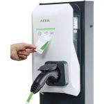 Charge Supply AS - Nye KEBA P40 11kW ladestasjon for installasjon i felles ladeanlegg i borettslag og sameier. Ladestasjonen har innebygget og godkjent AC og DC vern. Ladestasjonen trenger foranmontert overlastvern. Dette er ladestasjonen vi anbefaler til ladeanlegg hvor det skal monteres Keba ladestasjoner. Keba P40 erstatter tidligere modelller fra Keba.